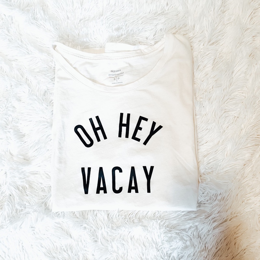 Women’s Old Navy Graphic Tee